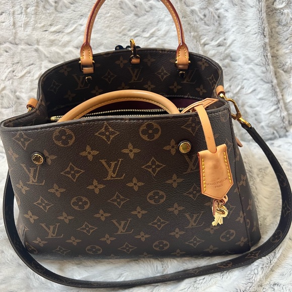 Authentic Louis Vuitton Montaigne MM MNG M41056 - Picture 8 of 10